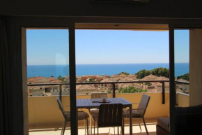 Apartamento en Elviria con vistas al mar